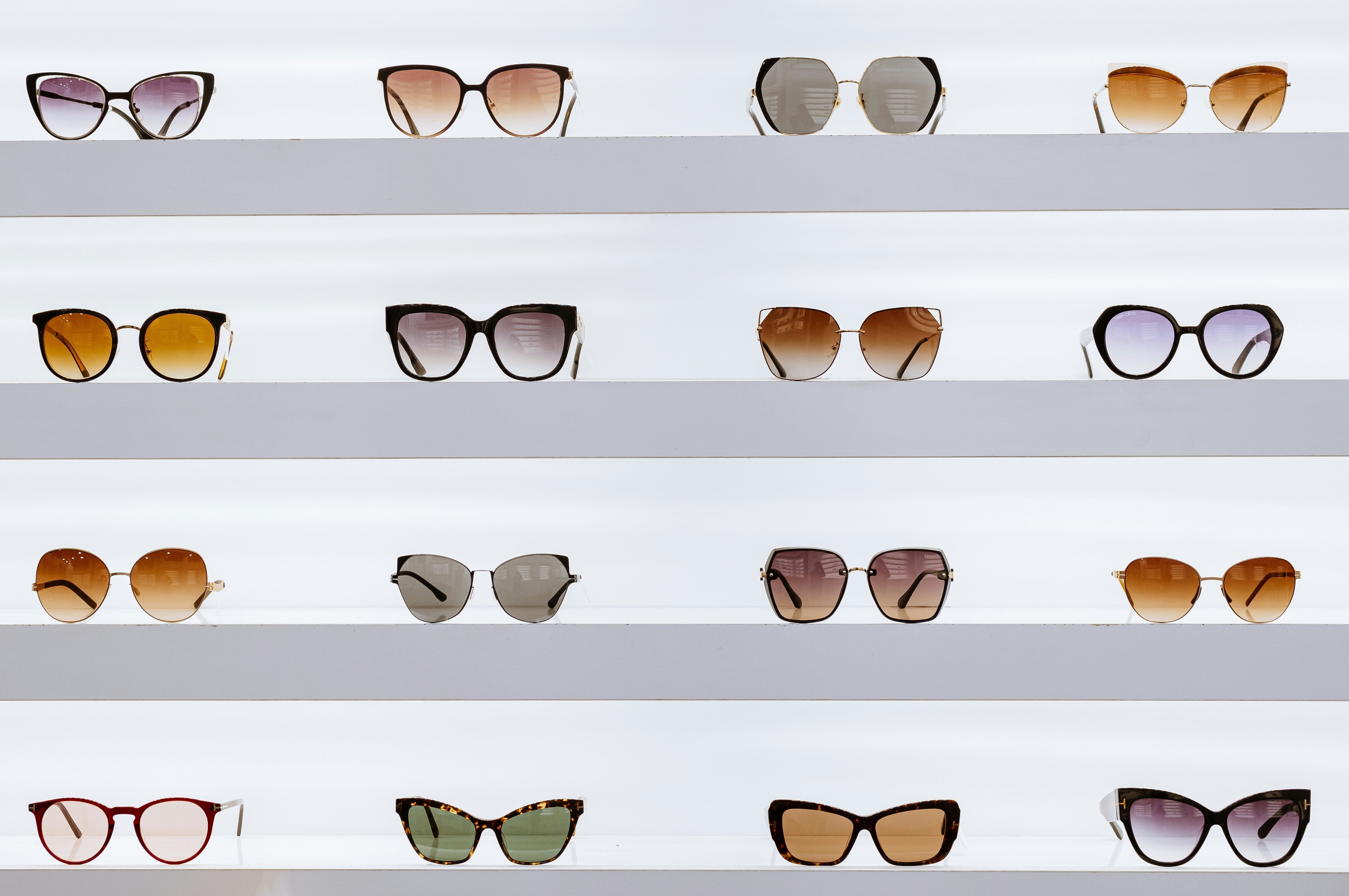 A Guide to Sunglass Lenses: What are the differences?